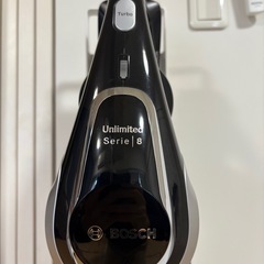 Bosch unlimited  serie 8 コードレス掃除機スタンド付きの画像