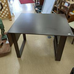 ニトリの伸縮式のダイニングテーブル。【こちらは店舗です。浜村鹿野温泉ICから3分 買取本舗 宮本リサイクル 営業時間9～19時 定休日水曜のみ←連絡できませんm(_ _)m】の画像