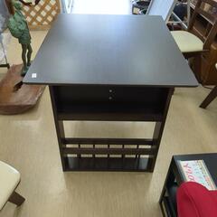 ニトリの伸縮式のダイニングテーブル。【こちらは店舗です。浜村鹿野温泉ICから3分 買取本舗 宮本リサイクル 営業時間9～19時 定休日水曜のみ←連絡できませんm(_ _)m】の画像