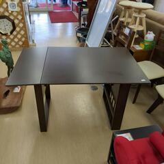 ニトリの伸縮式のダイニングテーブル。【こちらは店舗です。浜村鹿野温泉ICから3分 買取本舗 宮本リサイクル 営業時間9～19時 定休日水曜のみ←連絡できませんm(_ _)m】の画像