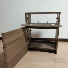 ケーブル収納ラックの画像