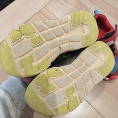 キッズスニーカー　17センチ　18センチの画像