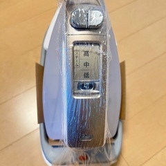 【値段交渉◎】完全未使用　HITACHI アイロン　CSI-205の画像