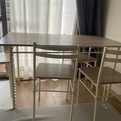 テーブル　椅子4脚　決まりましたの画像