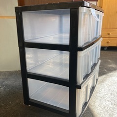 プラスチックボックス　黒　3段の画像
