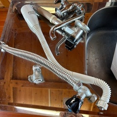 給湯器、流し台セットの画像