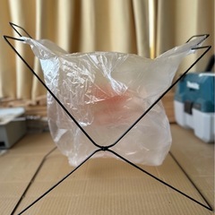 ⭐︎　簡易ゴミ箱　折りたたみゴミ袋ハンガー　キャンプ時のゴミ分別に　の画像