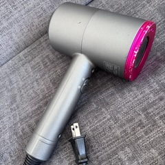 ドライヤーの画像