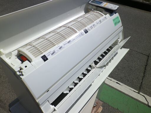 お取引き中パナソニック　5.6Kエアコン　18～20畳用　自動お掃除　ハイスペック　CS-X569C2-W　2020年　200V