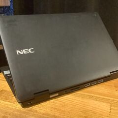 薄型軽量！人気のUltraLite ブラック【一宮でWindows11搭載機！NEC VersaPro 12.5インチ 2020年発売モデル Intel Core i5 第10世代 RAM8GB/新品NVMe SSD 256GB搭載】一宮市のパソコン屋 Mr.Carnival（ミスカニ）です！パソコン修理・中古パソコンの販売【クレカ&PayPay使えます！】店頭在庫PCのご紹介です！受け渡しは店舗にて(^^)/【Webカメラ・マイク・Bluetooth搭載　モバイルノートPC ノートパソコン】の画像