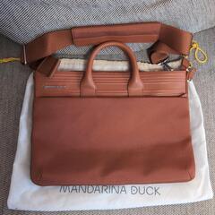 Mandariana Duck ブリーフケース