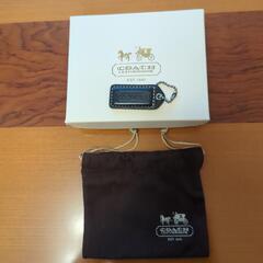【正規品】COACHの箱、袋とチャーム