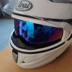 ウインズのヘルメットですが、アライのステッカー貼りましたの画像