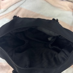 メゾンドフルール　maisondefleur トートバッグ　撥水加工　上部ファスナー付きの画像