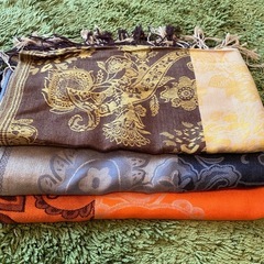 🇮🇩リゾート地  バリ🇮🇩✨現地ストール マフラー✨③の画像