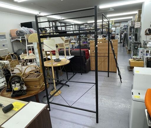 さっぽろ！引取りのみ】ニトリ　スチールハイベッドセパタ　黒　ブラック ニトリスチール製ロフトベッドセパタブラック - メルカリ