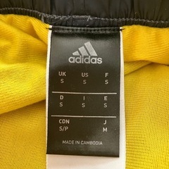 ◆adidas◆ナイロンシャカシャカパンツ♪サイズMの画像