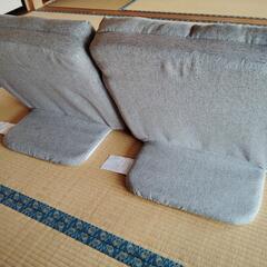 座布団にもなる背もたれイス 2個セットの画像