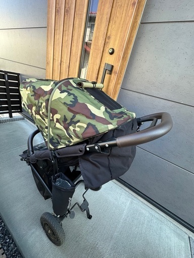 エアバギー　Air Buggy カモフラ柄