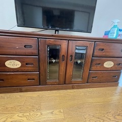 テレビ台の画像