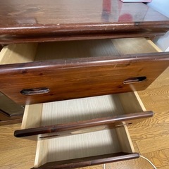 テレビ台の画像