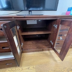 テレビ台の画像
