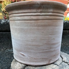 植木鉢　テラコッタ陶器の画像