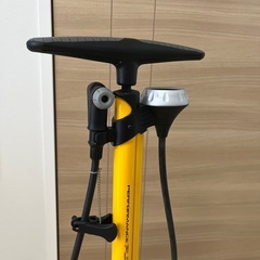 イエロー　フロアポンプ PERFORMANCE PUMP 空気入れ　ロードバイクの画像