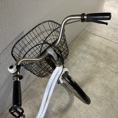 走る止まる曲がるOK！タイヤ新しめベル新品ちと訳ありの画像