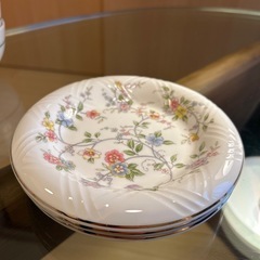 食器の画像