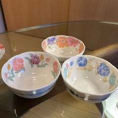 食器の画像