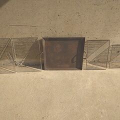 値下げしました　バーベキュー＆焼きそば大鉄板1枚＋網4枚　800円の画像