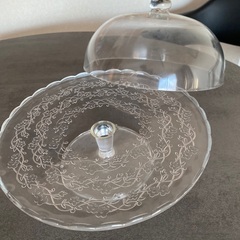 ガラスケーキスタンドの画像