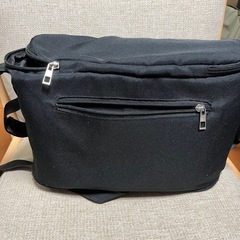 ベビーカーに付けられるバッグの画像