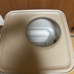 値下げしました猫　トイレ　ほぼ未使用です。の画像