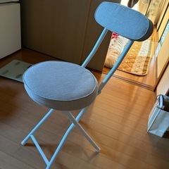 イス