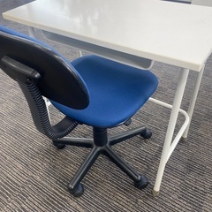 デスクとチェア　机だけ椅子だけも大歓迎！5セットの画像