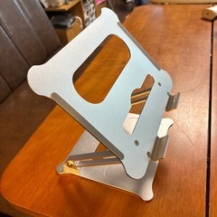読書台　モニタースタンド　金属製の画像