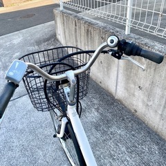 POMUMIE 26インチ 6段変速 中古 電動自転車 5.8Ah ホワイトの画像