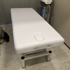【決まりました】エステ電動ベッド