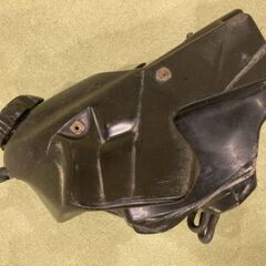CRF250X 2006年式 ガソリンタンク　使用感強めの画像