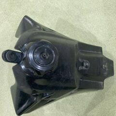 CRF250X 2006年式 ガソリンタンク　使用感強めの画像