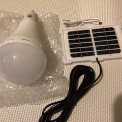 【新品未使用・動作確認済み】ソーラー充電ライト・災害備蓄・車内・...
