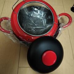 揚げ鍋の画像