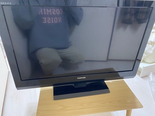 2012年製32インチ液晶TV