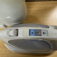 ◎東芝コードレスアイロンTA-F7JIK 低年式ですが美品ですの画像