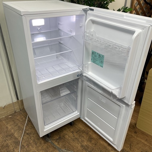 R528 ☀️ジモティー限定価格！2023年製の美品！ Haier 冷蔵庫 (121L) OBBR-121A⭐ 動作確認済 ⭐ クリー