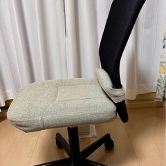 オフィスチェアの画像