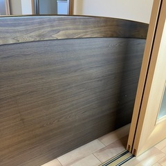 クィーンサイズ　ベッドの画像