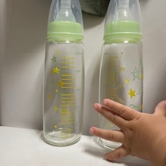 哺乳瓶